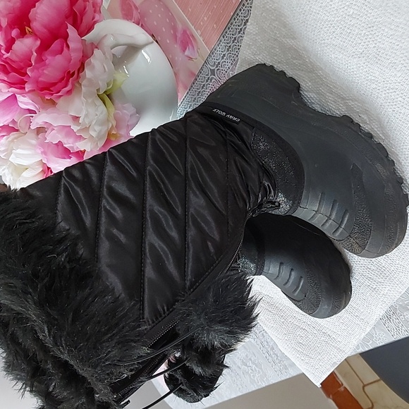 Girl's boot - Picture 3 of 8